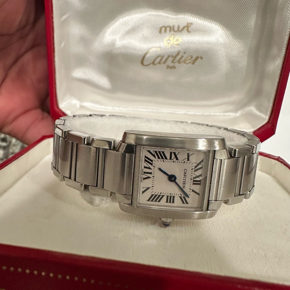 Cartier Tank de Must Watch